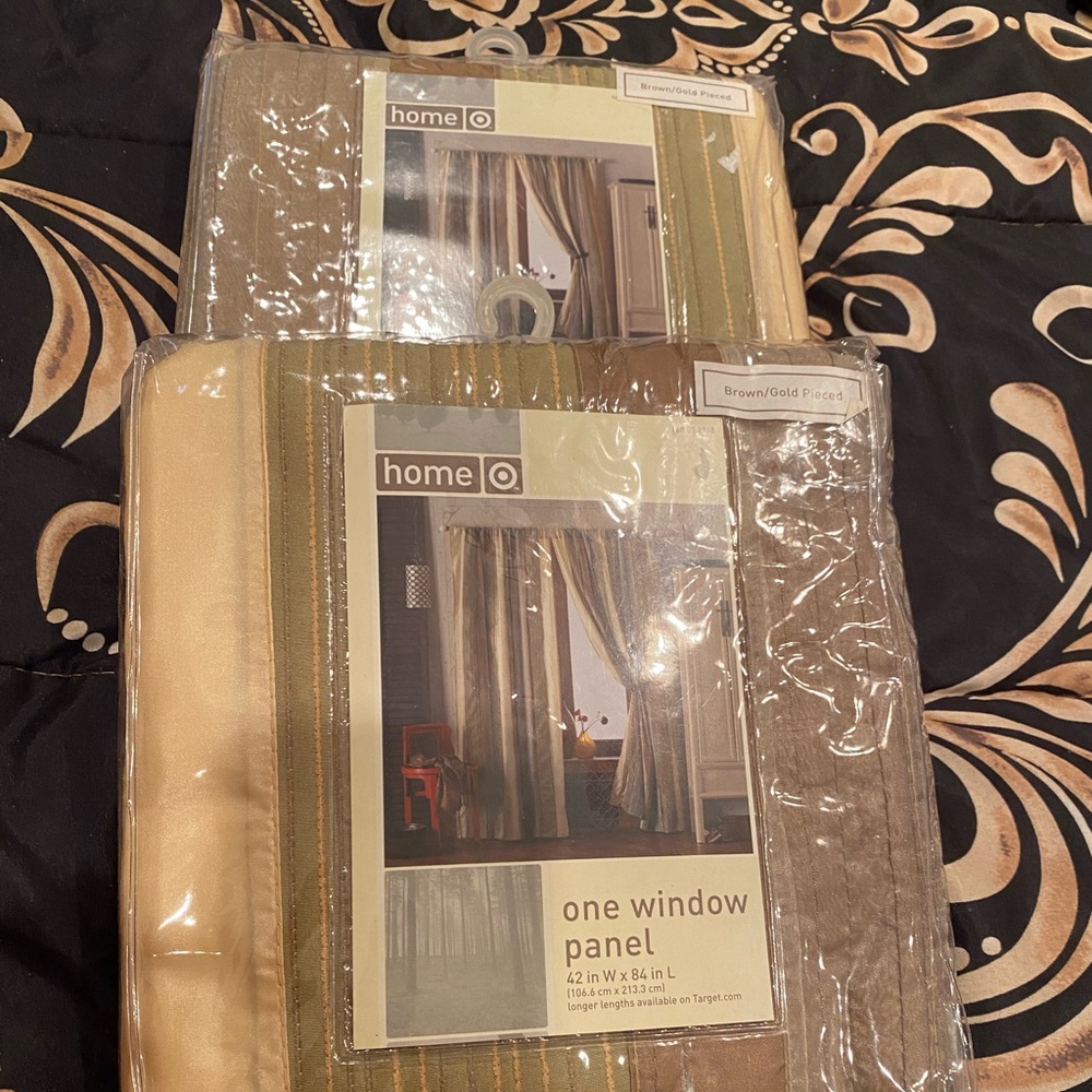 HOME - 2 Brown/Gold Window Panels